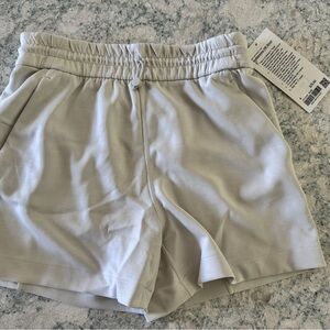 NWT Lululemon Softstreme HR Shorts